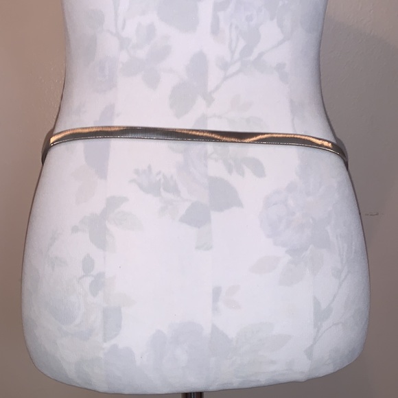 Boutique Silver Tone Snake Faux Pearl and Rhinestone Stretch Belt - Picture 3 of 5